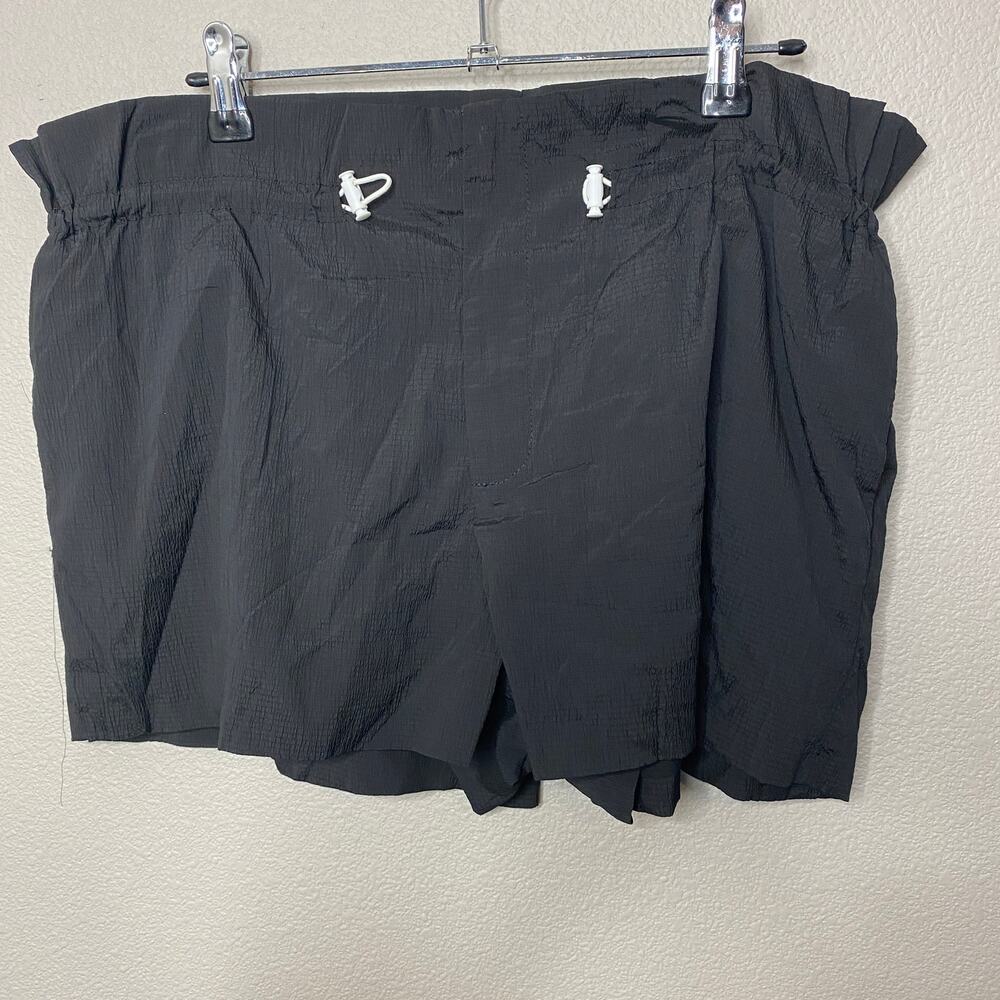 LF Seek The Label Shorts Womens Size S Black Nylon Bungee Waist Y2K Casual